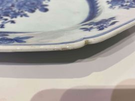 A Chinese Export blue and white octagonal plate, Qing Dynasty, Qianlong period, 1736-1795