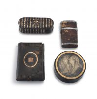 A Victorian tortoiseshell and inlaid gilt-metal aide-mémoire