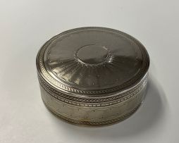 An Edward VII silver box, Louis Dessoutter, London, 1905, with import marks for London, 1904, .925 sterling