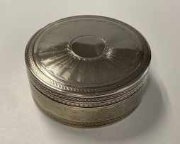 An Edward VII silver box, Louis Dessoutter, London, 1905, with import marks for London, 1904, .925 sterling