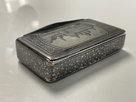 A Russian silver niello snuff box, maker's initials MS, Riga, 1908 - 1926