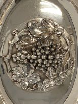 A Victorian silver dish, Walker & Hall, Sheffield, 1894