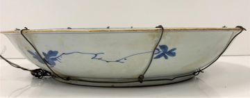 A Chinese blue and white dish, Qing Dynasty, 17th/18th century