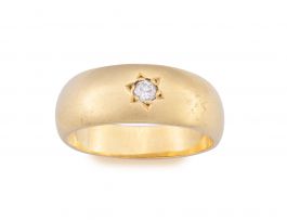 Diamond and 18ct gold ring