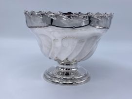 An Edward VII silver rose bowl, Cooper Brothers & Sons, Sheffield, 1905